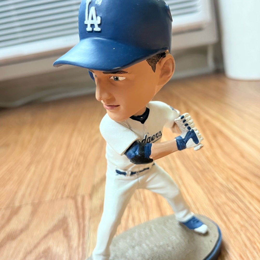 Bobblehead - Picture 7 of 16
